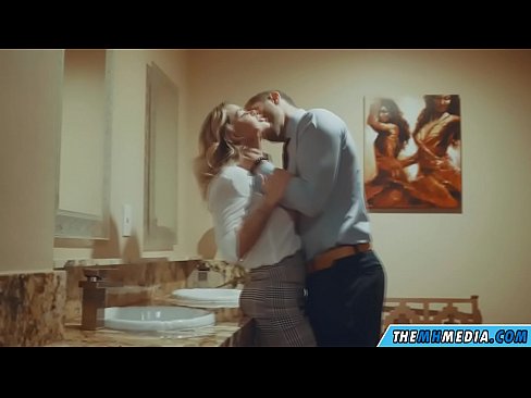 ❤️ ווען אַ באַסטי בלאָנדע סידוס איר אין אַ ציבור אָפּטריט ️ שיין פּאָרן ביי yi.nastypornpics-com.ru ❌️❤